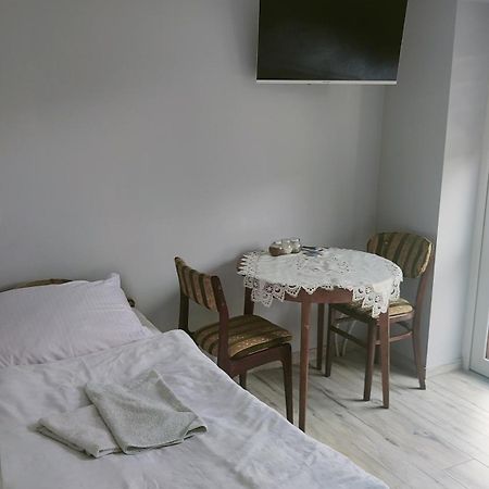 Pokoje Mira Torzym Exteriör bild